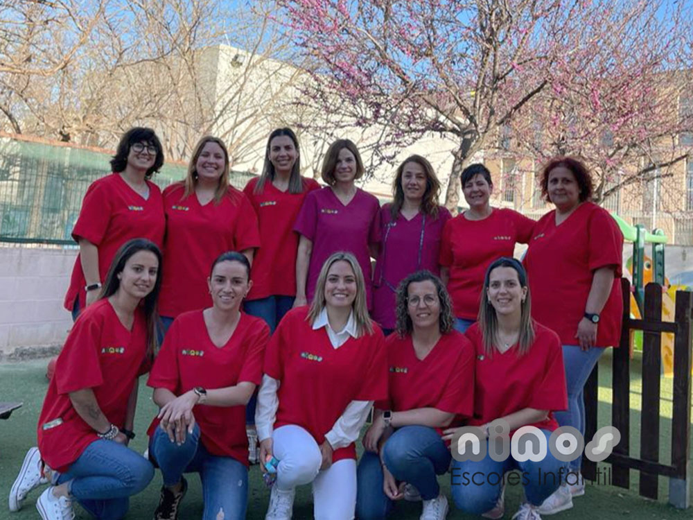 equip-escola-ninos-carlet-2