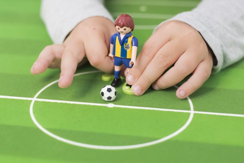 escuelas-infantiles-ninos-guía-elegir-juguete